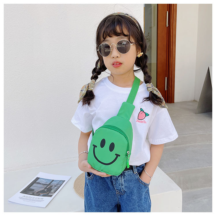 2020 Autumn and Winter New Cartoon Cute Little Dinosaur Chest Bag Nylon Cloth Children's Satchel Personality Fashion