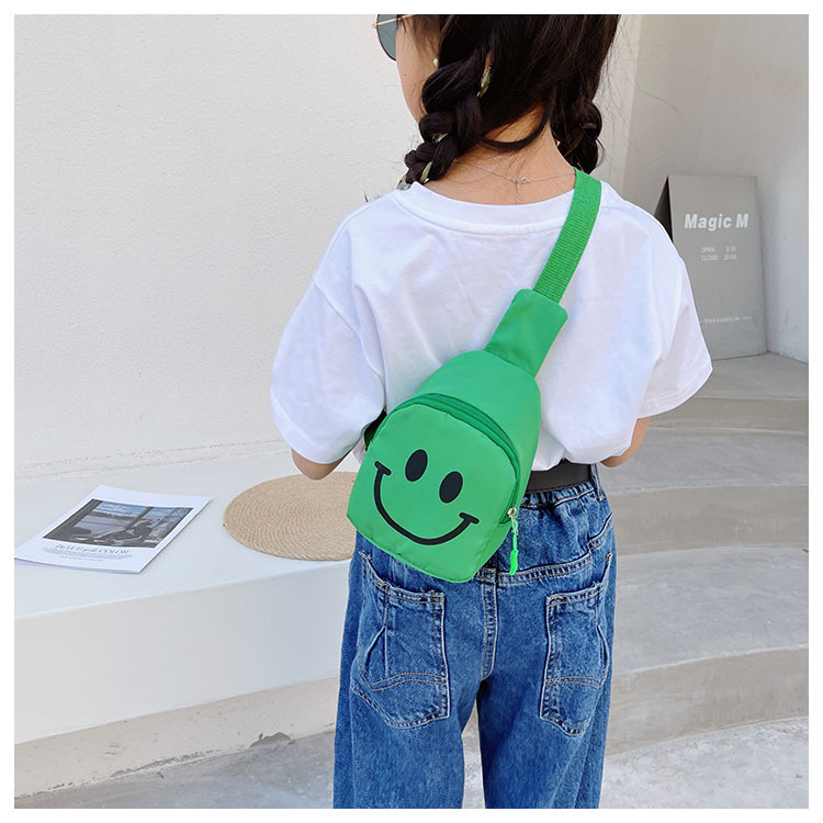 2020 Autumn and Winter New Cartoon Cute Little Dinosaur Chest Bag Nylon Cloth Children's Satchel Personality Fashion