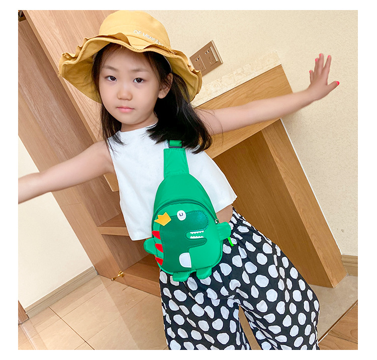 2020 Autumn and Winter New Cartoon Cute Little Dinosaur Chest Bag Nylon Cloth Children's Satchel Personality Fashion