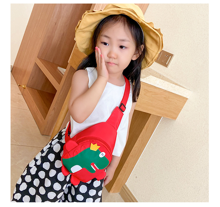 2020 Autumn and Winter New Cartoon Cute Little Dinosaur Chest Bag Nylon Cloth Children's Satchel Personality Fashion
