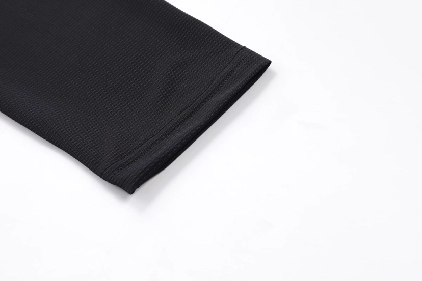 Men's Long-Sleeved Sportswear Moisture Wicking Quick-Drying Yoga Clothes Exercise Running Outfit Men's Long-Sleeved Sportswear Moisture Wicking Quick-Drying Yoga Clothes Exercise Running Outfit