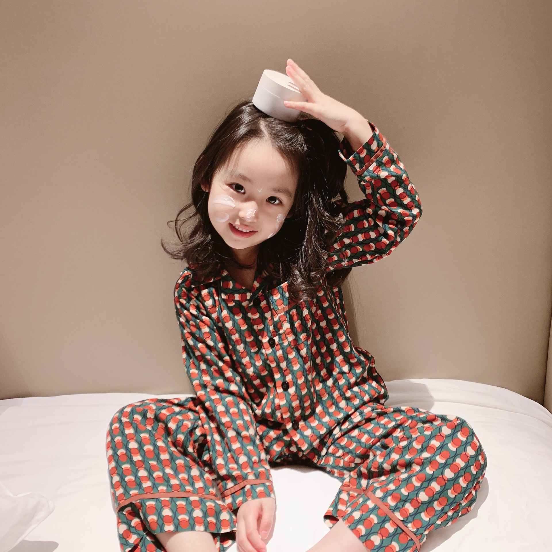2021 Autumn and Winter New European and American Style Children&#039;s Clothing Boys and Girls Retro Printed Cotton Suit Pajamas Air Conditioning Clothes