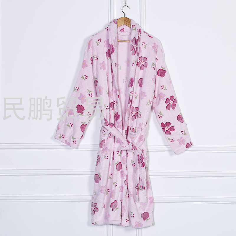 Flannel Adult Bathrobe Cow Pattern 2020 New Ins Style Soft Coral Fleece Bathrobe Pajamas Flannel Adult Bathrobe Cow Pattern 2020 New Ins Style Soft Coral Fleece Bathrobe Pajamas