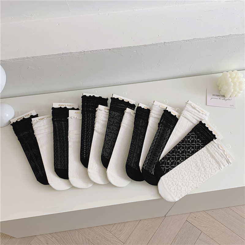 JK Style Socks Women's Spring and Summer Ultra-Thin Lolita Female Clothes in Black and White Tube Socks Twist Diamond Lattice Stockings Ins Fashion