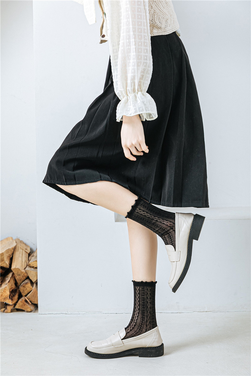 JK Style Socks Women's Spring and Summer Ultra-Thin Lolita Female Clothes in Black and White Tube Socks Twist Diamond Lattice Stockings Ins Fashion