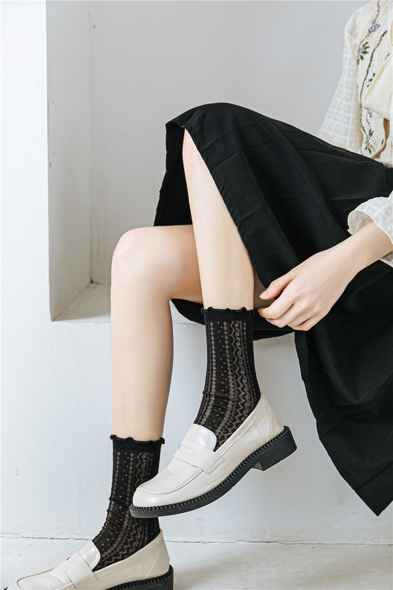 JK Style Socks Women's Spring and Summer Ultra-Thin Lolita Female Clothes in Black and White Tube Socks Twist Diamond Lattice Stockings Ins Fashion