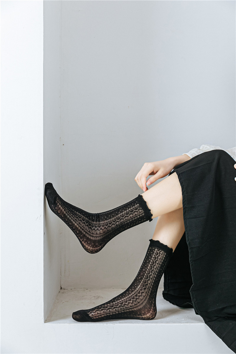 JK Style Socks Women's Spring and Summer Ultra-Thin Lolita Female Clothes in Black and White Tube Socks Twist Diamond Lattice Stockings Ins Fashion