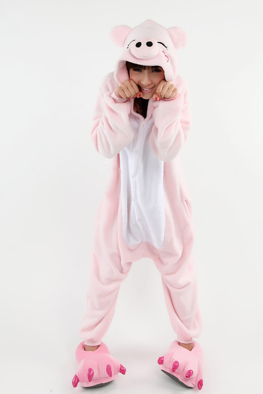 Wool flannel shoes to keep warm in autumn and winter paired with cartoon animal pajamas pink black pig