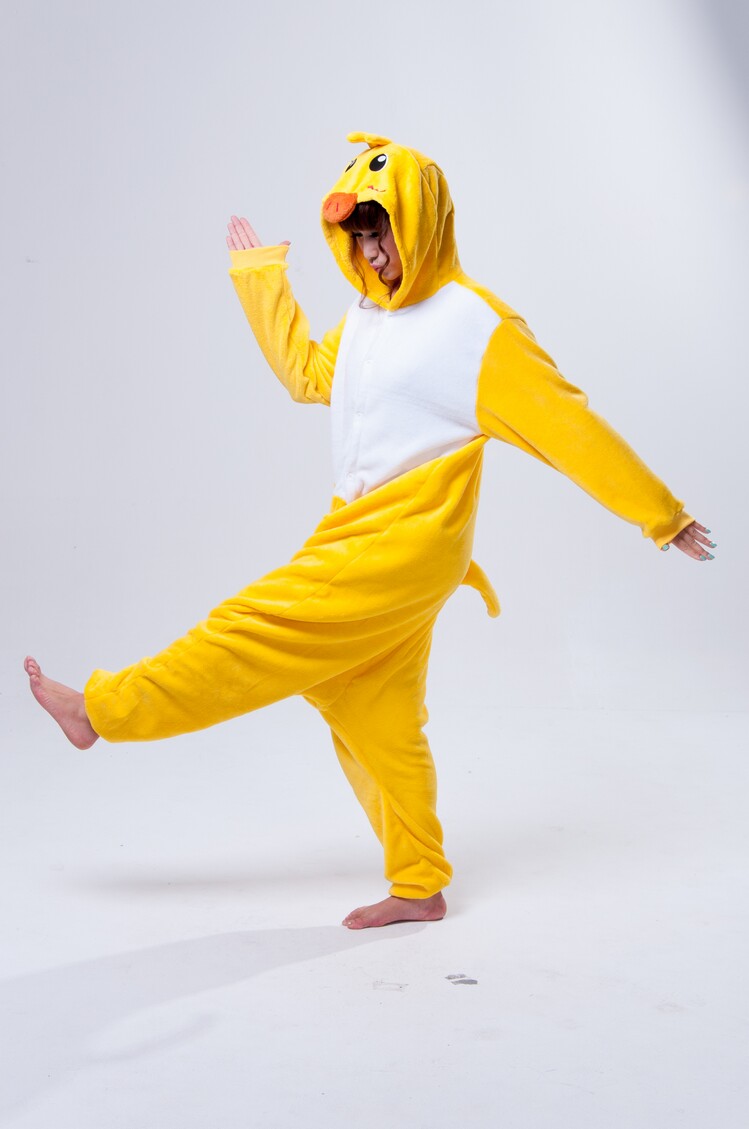 Cartoon animal one-piece pajamas lovers and parent-child cotton show off a household costume yellow duck