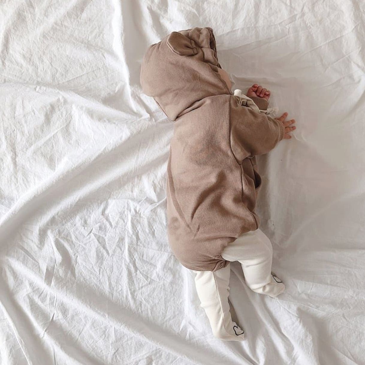 and Autumn Baby Cute Bear Crawling Clothes Men and Women Baby LongSleeved Hooded Sweater Baby Bodysuit OnePiece Romper