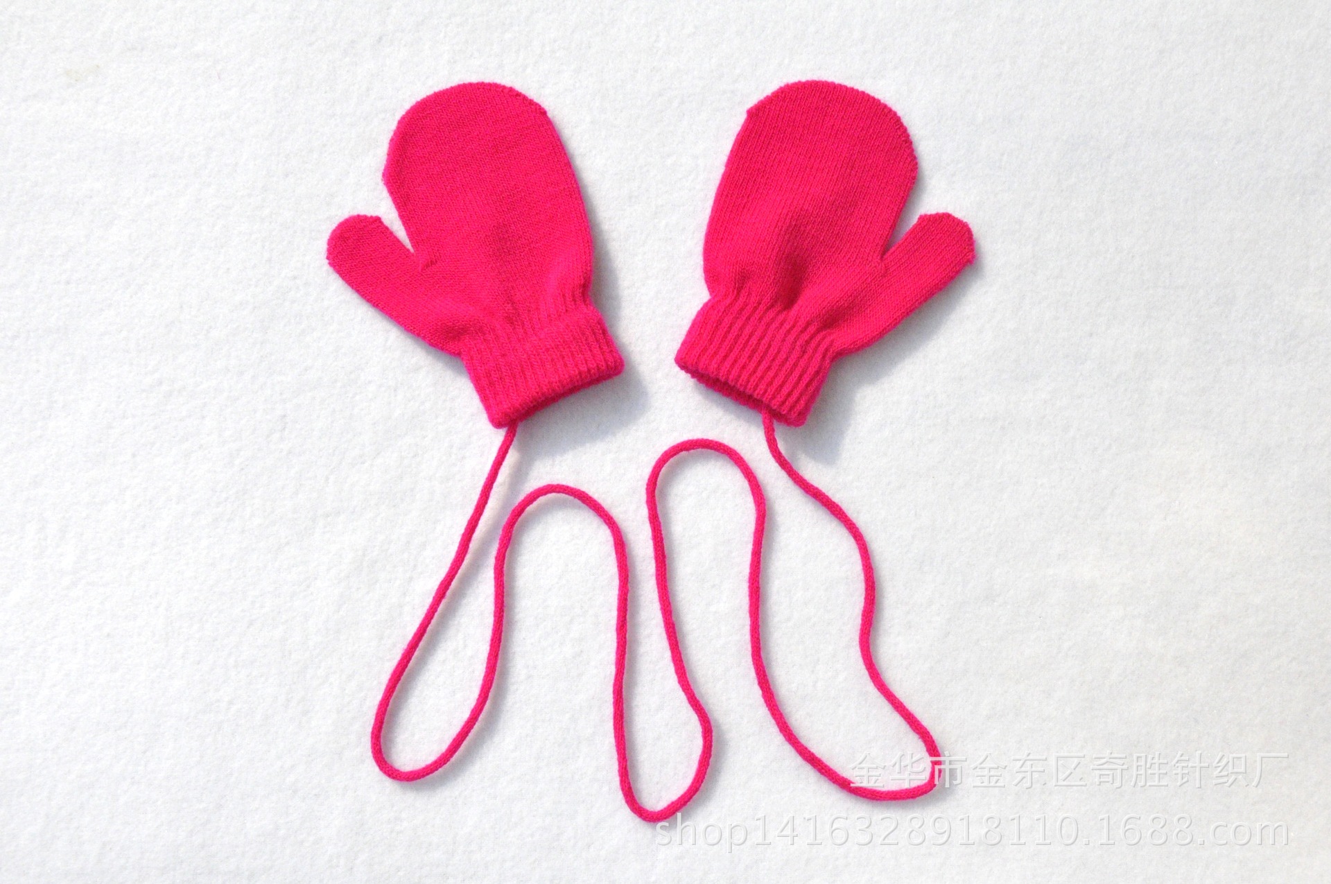 Children's Winter Thermal Knitting Gloves Kindergarten Children Cute Bag Hanging Neck with Rope Gloves Children's Winter Thermal Knitting Gloves Kindergarten Children Cute Bag Hanging Neck with Rope Gloves