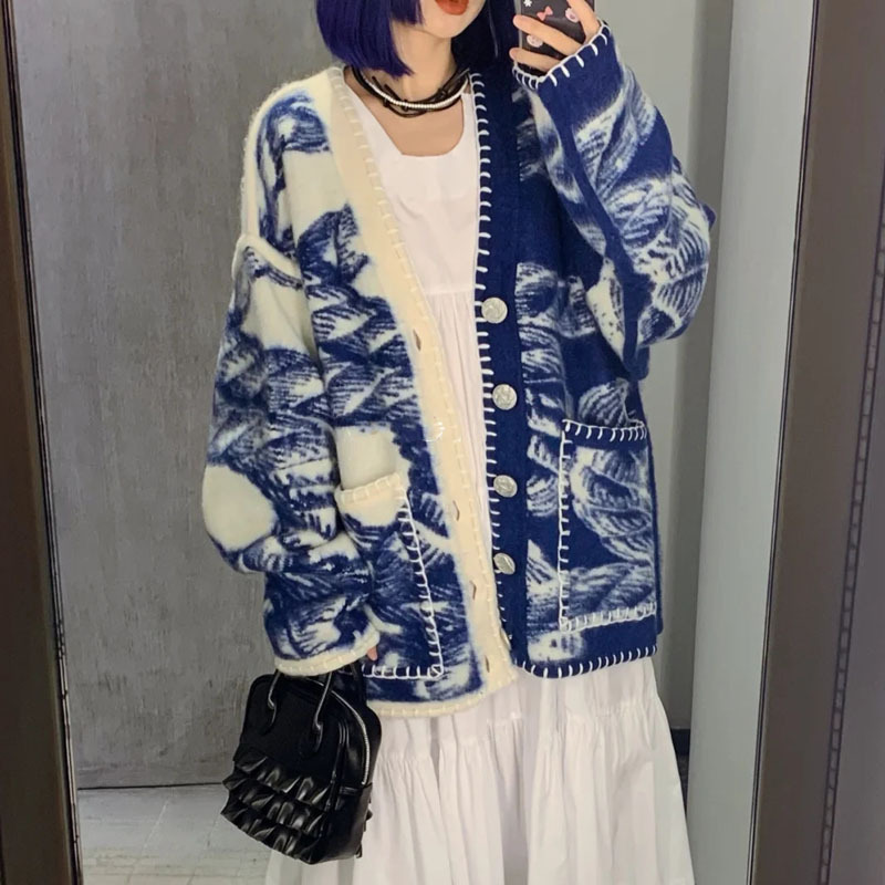 In Stock Autumn and Winter Knitting Cardigan Coat Women's Rope Jacquard Wool Sweater Hand Sewing Unlimited Lock Edge Sweater In Stock Autumn and Winter Knitting Cardigan Coat Women's Rope Jacquard Wool Sweater Hand Sewing Unlimited Lock Edge Sweater