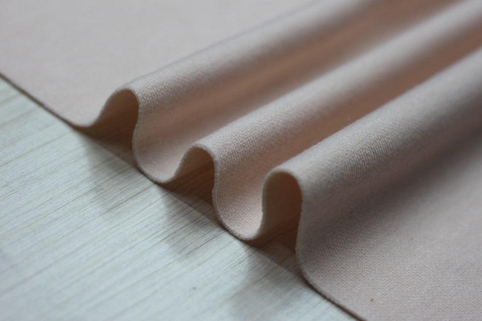 Factory Direct Sales Polyester Cotton Double-Sided Chicken Cloth Suit Fabric Ponte-De-Roma Knitted Fabric Available in Stock