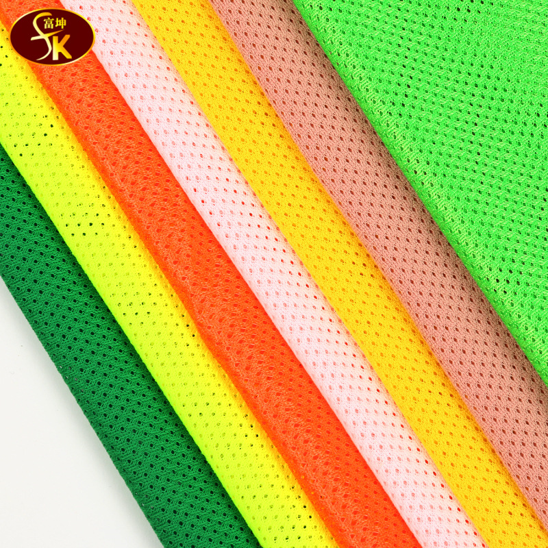 Polyester knitted fabric mesh fabric elastic breathable sportswear fabric sweat absorber