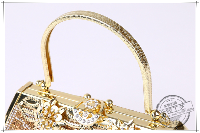 High-End Elegant Single-Sided Diamond Princess Bag Dinner Bag Dress Garment Bag Bride And Bridesmaid Handbag Women 'S Wave Lipstick High-End Elegant Single-Sided Diamond Princess Bag Dinner Bag Dress Garment Bag Bride And Bridesmaid Handbag Women 'S Wave Lipstick
