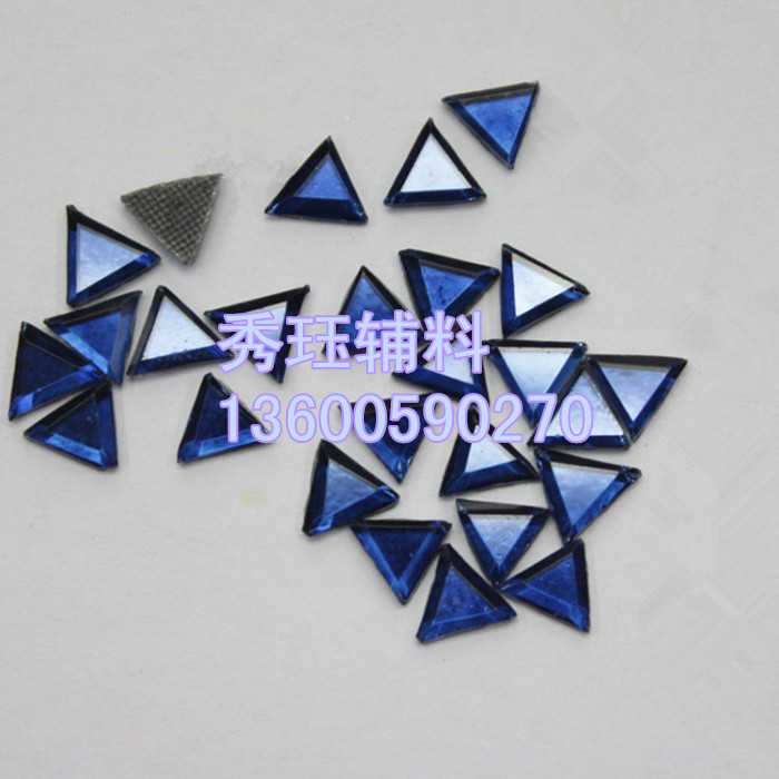 Triangle shaped Middle East diamond shaped 6*6DIY glass garment accessories accessories Triangle shaped Middle East diamond shaped 6*6DIY glass garment accessories accessories