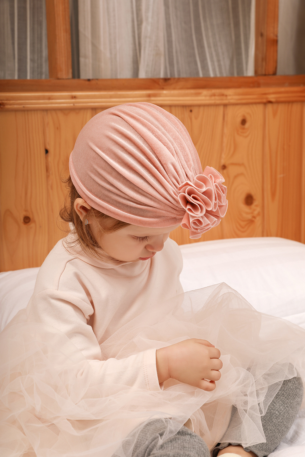 14 Colors Foreign Trade New Children Sleeve Cap Baby Autumn and Winter Gold Velvet Knitted Fabric Pleated Flower Indian Hat