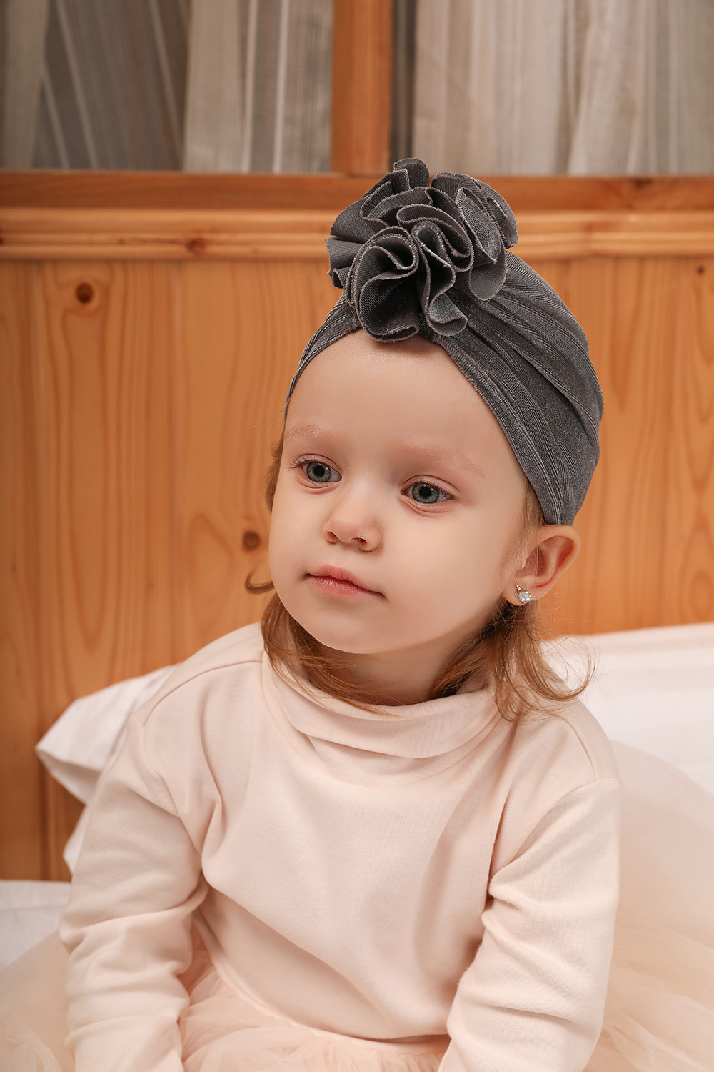 14 Colors Foreign Trade New Children Sleeve Cap Baby Autumn and Winter Gold Velvet Knitted Fabric Pleated Flower Indian Hat