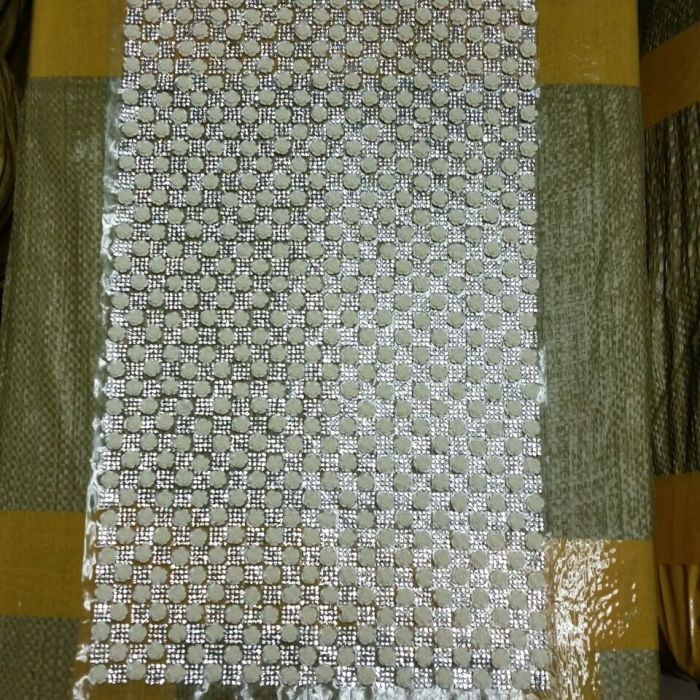 Bow plum CK diamond pattern plastic aluminum mesh network version glass drill garment accessories