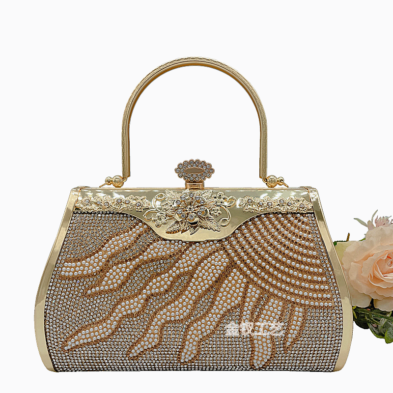 New Sunrise Fan Buckle Single-Sided Diamond Large Capacity Princess Bag Retro Clutch Bag Dinner Dress Garment Bag Film and Television Props