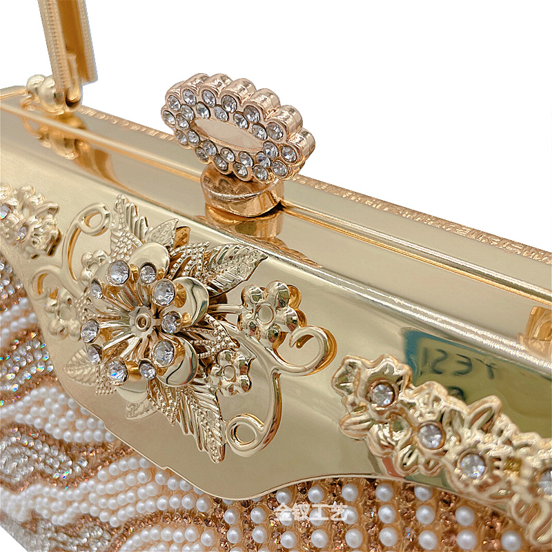 New Sunrise Fan Buckle Single-Sided Diamond Large Capacity Princess Bag Retro Clutch Bag Dinner Dress Garment Bag Film and Television Props New Sunrise Fan Buckle Single-Sided Diamond Large Capacity Princess Bag Retro Clutch Bag Dinner Dress Garment Bag Film and Television Props