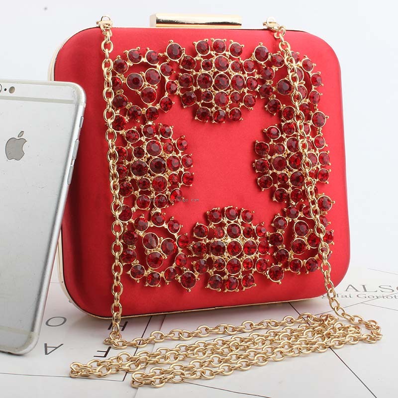 High-End Alloy Diamond Hand Holding Dinner Bag Women&#039;s Fashion All-Match Wedding Dress Garment Bag