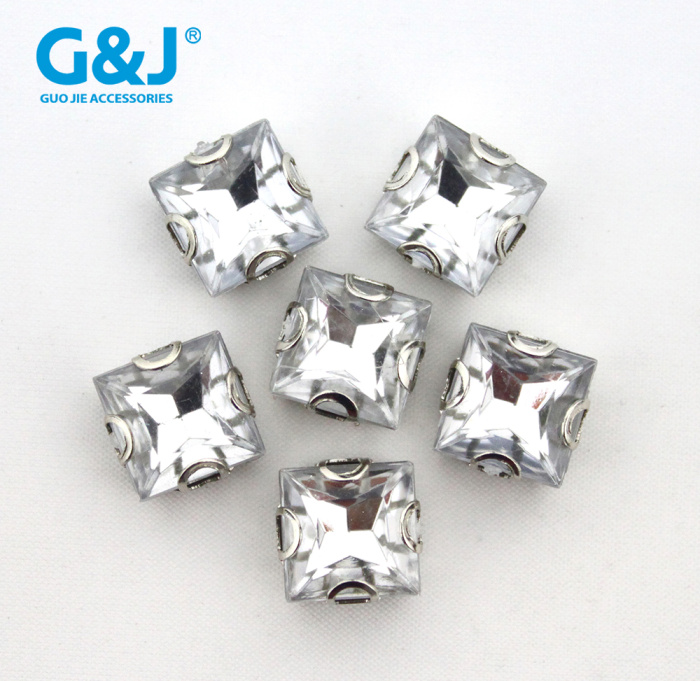 On the claw, the diamond garment accessories and accessories, the square D, three ears, two ears On the claw, the diamond garment accessories and accessories, the square D, three ears, two ears