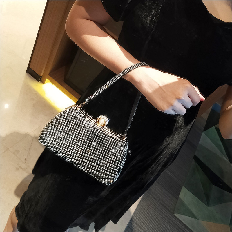 2021 New Banquet Handbag Diamond Rhinestone Dinner Bag Trendy Party Small Bag Shiny Handbag for Women Dress Garment Bag