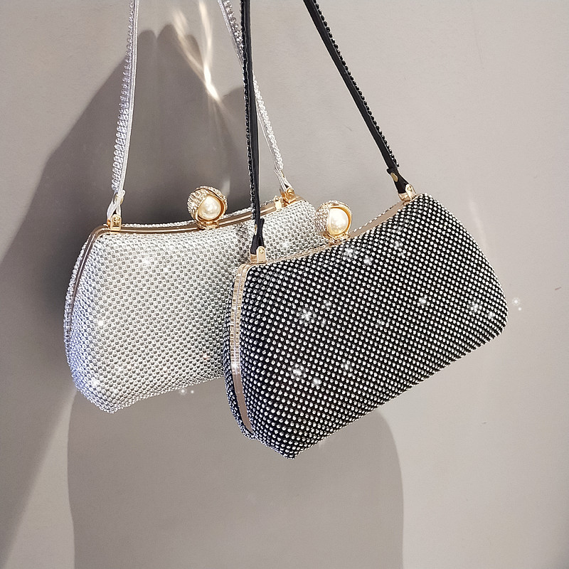 2021 New Banquet Handbag Diamond Rhinestone Dinner Bag Trendy Party Small Bag Shiny Handbag for Women Dress Garment Bag