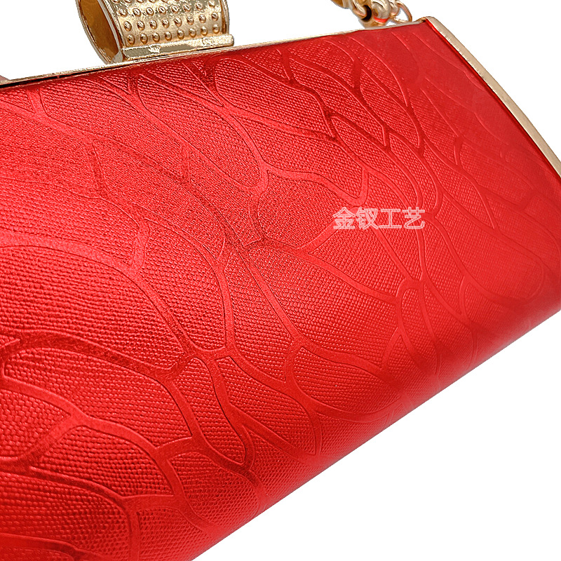 Red Geometric Single-Sided Diamond One-Shoulder Crossbody Dinner Annual Meeting Socialite Elegant Tote Dress Garment Bag Elegant Clutch Bag Red Geometric Single-Sided Diamond One-Shoulder Crossbody Dinner Annual Meeting Socialite Elegant Tote Dress Garment Bag Elegant Clutch Bag