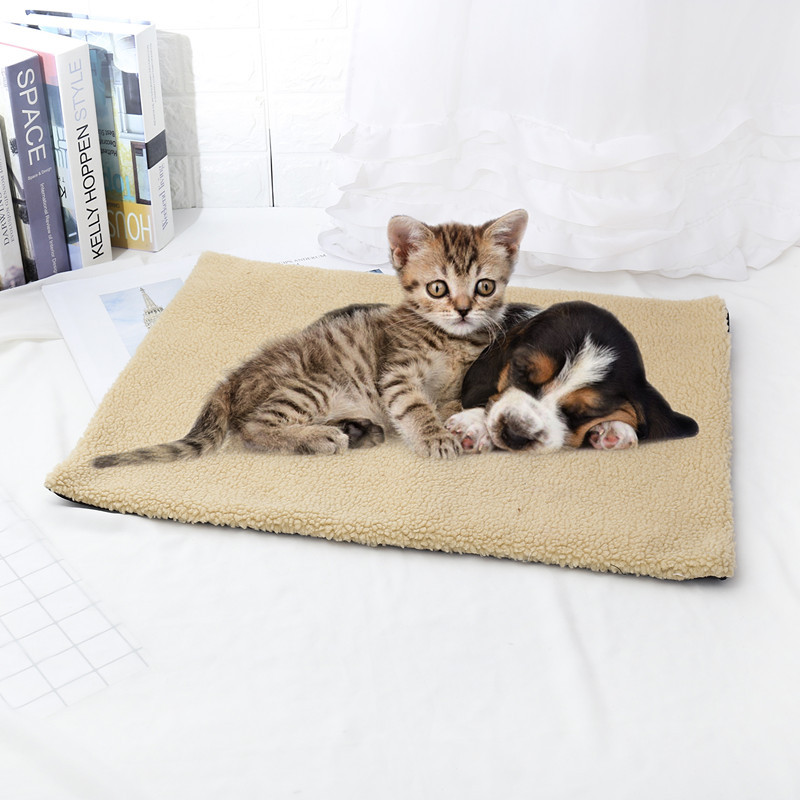 Warm Berber Fleece Kennel Dog Bed Pet Cushion Mat Cat Cotton Pet Nest Self-Heating Cat Dog Bed Blanket Pet Supplies Warm Berber Fleece Kennel Dog Bed Pet Cushion Mat Cat Cotton Pet Nest Self-Heating Cat Dog Bed Blanket Pet Supplies