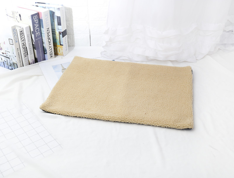 Warm Berber Fleece Kennel Dog Bed Pet Cushion Mat Cat Cotton Pet Nest Self-Heating Cat Dog Bed Blanket Pet Supplies Warm Berber Fleece Kennel Dog Bed Pet Cushion Mat Cat Cotton Pet Nest Self-Heating Cat Dog Bed Blanket Pet Supplies