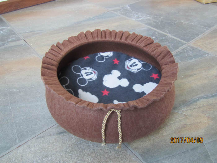 Blanket pet nest dog litter box dog cushion four seasons general purpose thermal insulation manufacturers direct sales. Blanket pet nest dog litter box dog cushion four seasons general purpose thermal insulation manufacturers direct sales.
