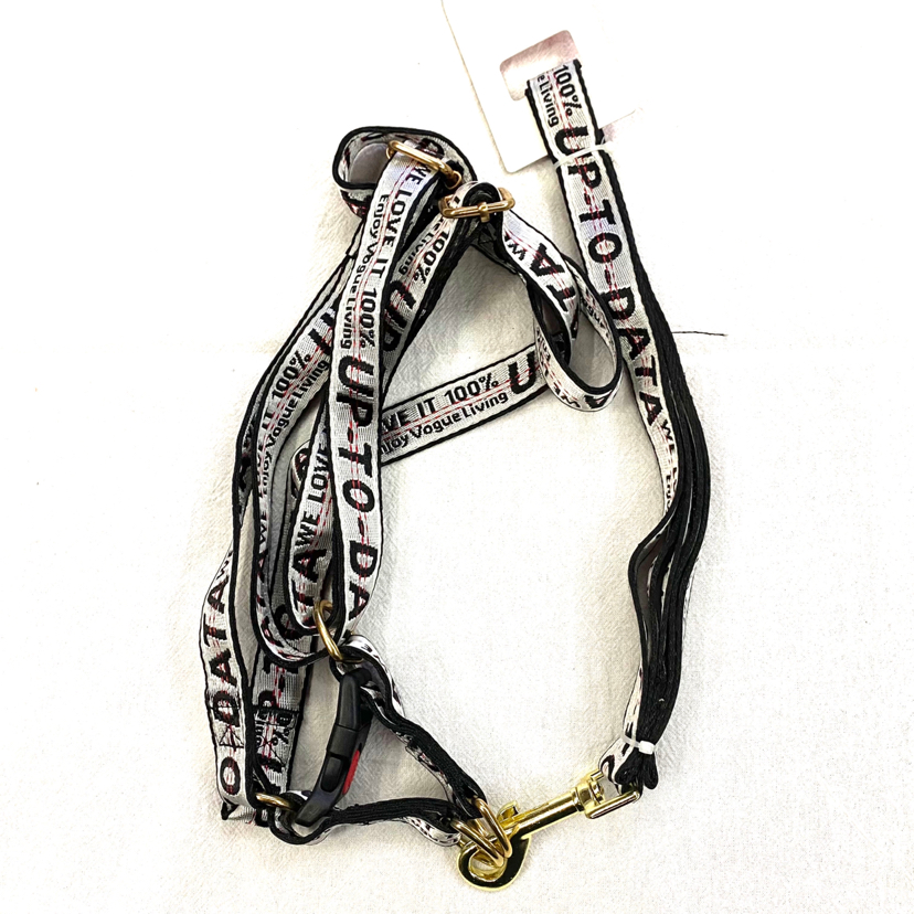 Pet Chain Popular English Letters Bandana Hand Holding Rope Source Factory Pet Chain Popular English Letters Bandana Hand Holding Rope Source Factory