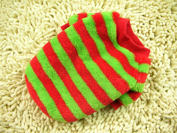 The CWQ pet clothing color stripe round neck sweater, coral fleece warm and breathable The CWQ pet clothing color stripe round neck sweater, coral fleece warm and breathable