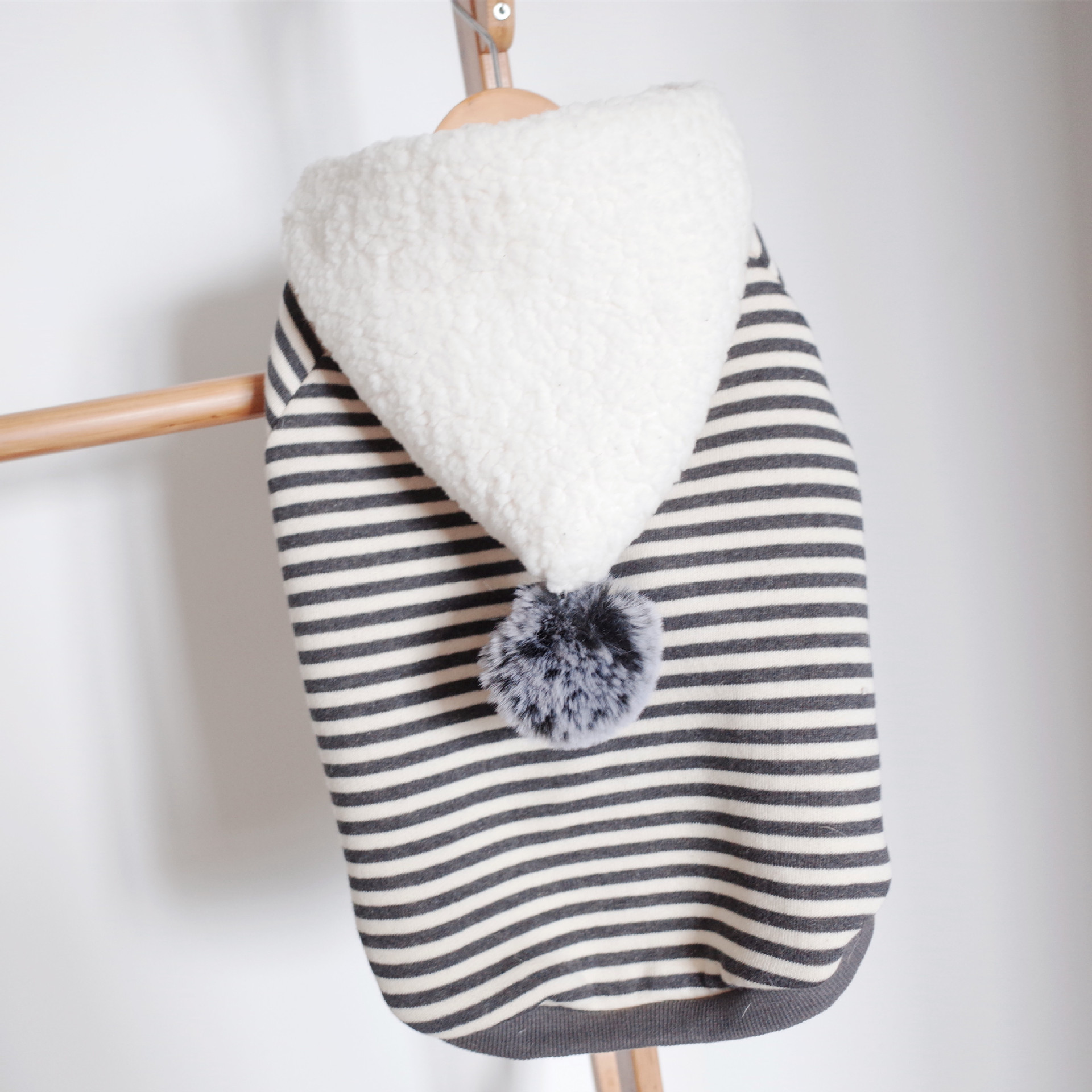 New Pet Clothes Dog Fall and Winter Clothes Pure Cotton Knitted Fleece Hooded Sweater French Bulldog Clothes Chenarui