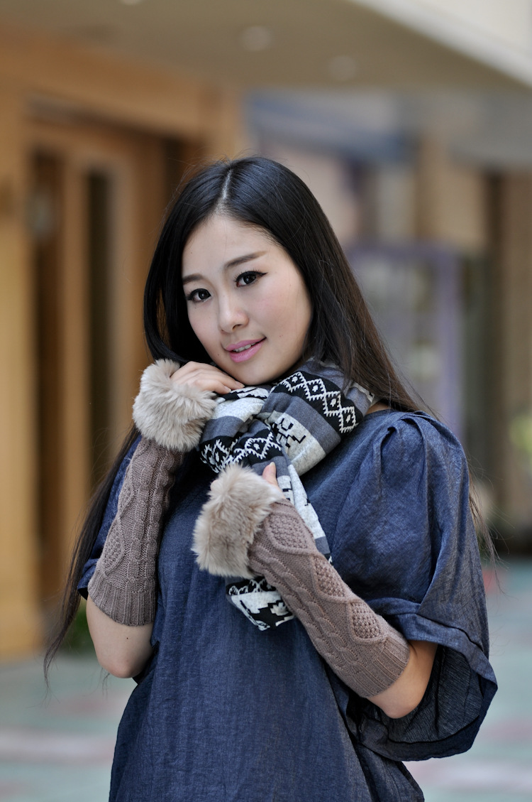 Manufacturer wholesale high - quality knitted gloves, winter muzzle warm gloves, length - insulated long arm sheath. Manufacturer wholesale high - quality knitted gloves, winter muzzle warm gloves, length - insulated long arm sheath.
