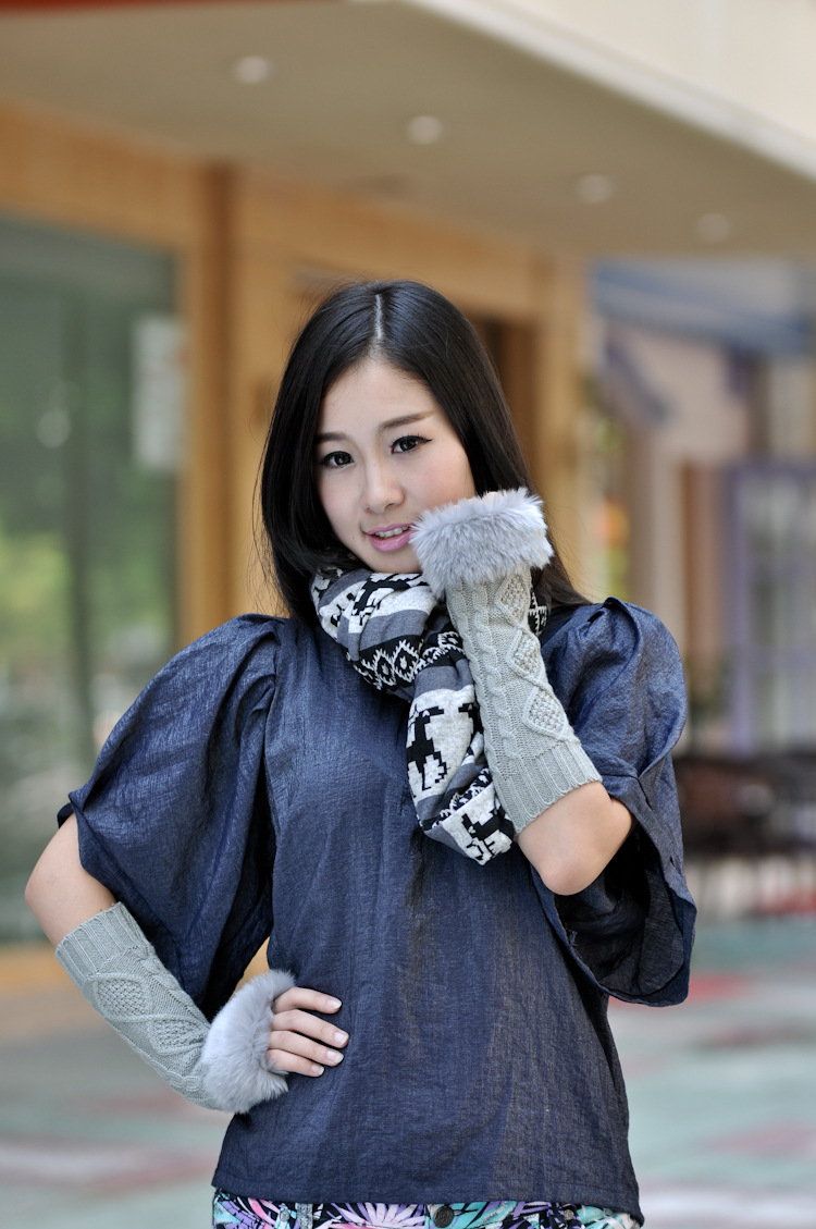 Manufacturer wholesale high - quality knitted gloves, winter muzzle warm gloves, length - insulated long arm sheath. Manufacturer wholesale high - quality knitted gloves, winter muzzle warm gloves, length - insulated long arm sheath.