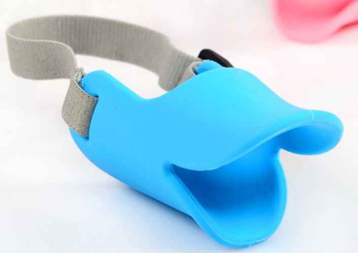 Duck muzzle a new type of dog muzzle is anti-bite and anti-bite soft plastic multi-color plastic of optional size Duck muzzle a new type of dog muzzle is anti-bite and anti-bite soft plastic multi-color plastic of optional size