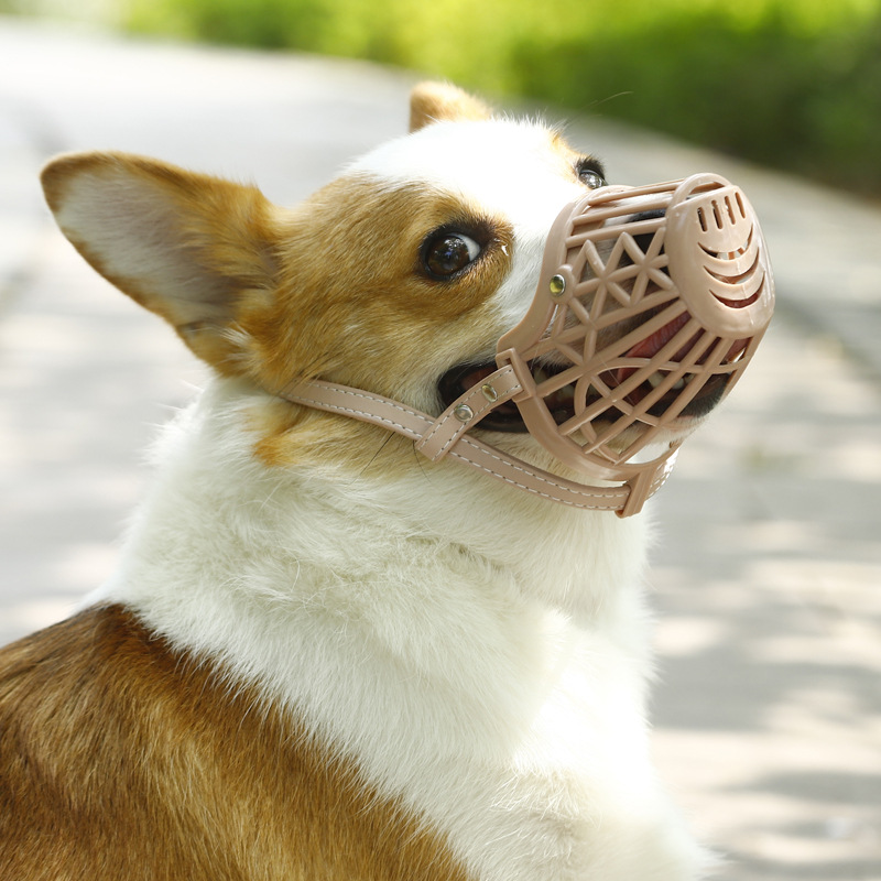 Factory in Stock Wholesale Fence Dog Mouth Cover Soft Plastic Dog Pet Muzzle Old and New Mixed Hair