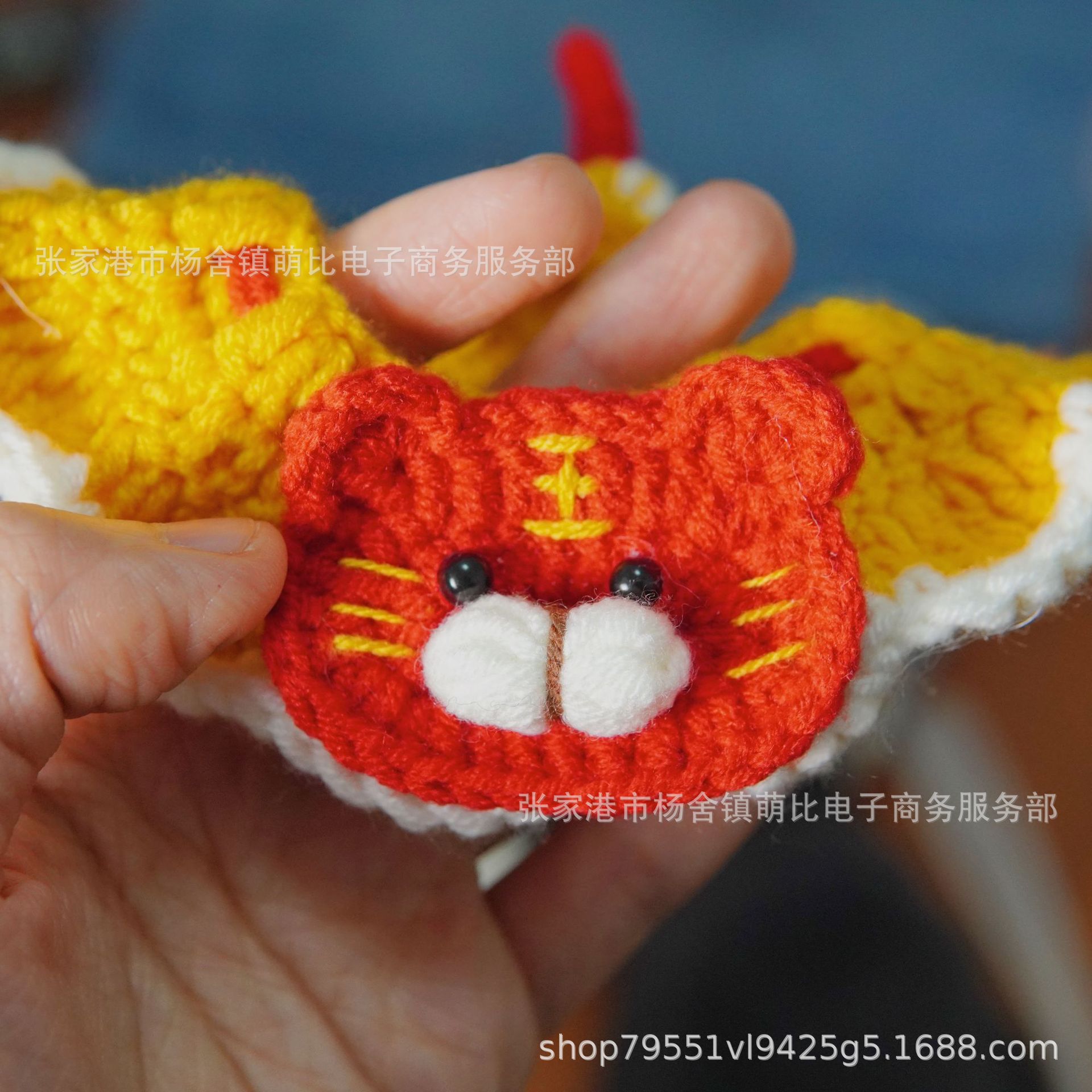 New Year Pet Collar Hand-Woven Scarf Tiger Year Auspicious Dog Cat Wool Ornament New Year Pet Collar Hand-Woven Scarf Tiger Year Auspicious Dog Cat Wool Ornament