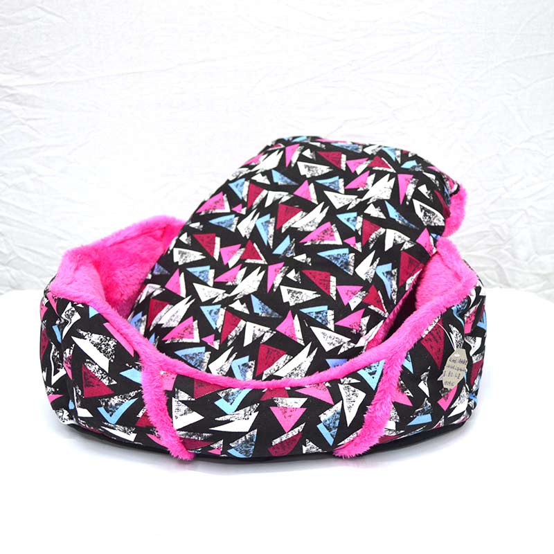 Pet nest triangle pattern.