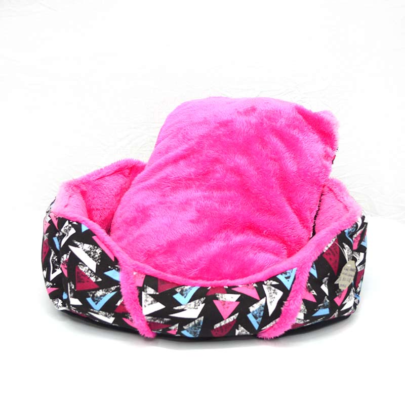 Pet nest triangle pattern.