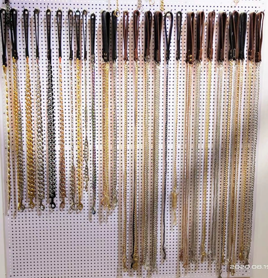 Titanium Steel Pet Chain Stainless Steel Inlaid Small Dog Leash a Bulldog Necklace