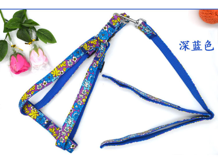 Manufacturer direct selling medium large dog pet rope PU leather high fashion rope new soft leather bra straps. Manufacturer direct selling medium large dog pet rope PU leather high fashion rope new soft leather bra straps.