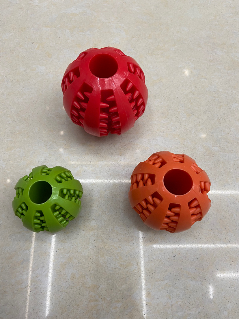 Watermelon Tooth Ball Pet Dog Toy Ball Bite-Resistant Tooth Cleaning Teether Ball Pet Rubber Ball Dog Toy Food Leakage