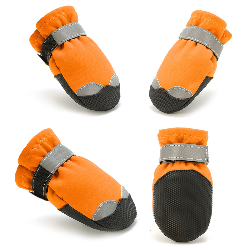 Lambeau manufacturers direct pet shoes waterproof, anti - skid wear - resisting dog snow boots cross - border hot sales four seasons