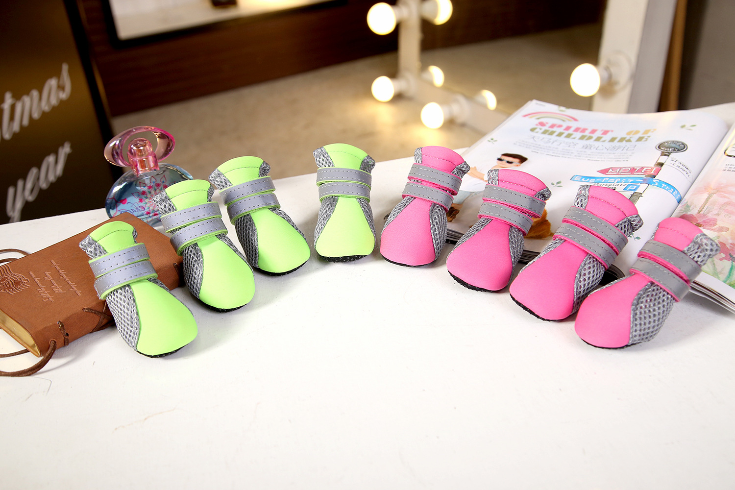 Lambeau pet shoes new summer manufacturers supply mesh shoes breathable leisure hot dog shoes small and medium-sized dogs