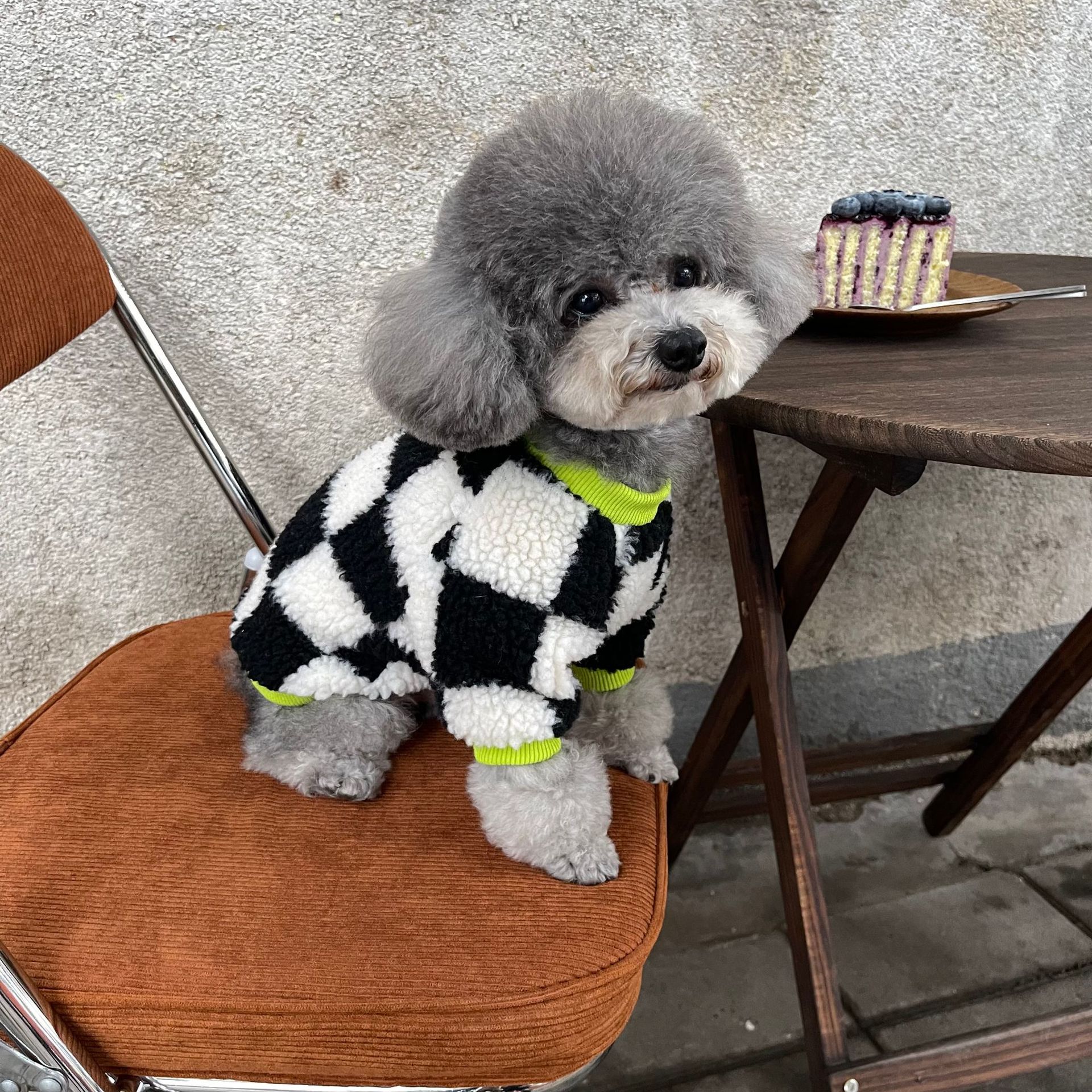 Autumn and Winter Dog Clothes Wholesale Chessboard Grid Bichon Teddy Schnauzer Cat Fur Coat Pet Dog Dog Sweater
