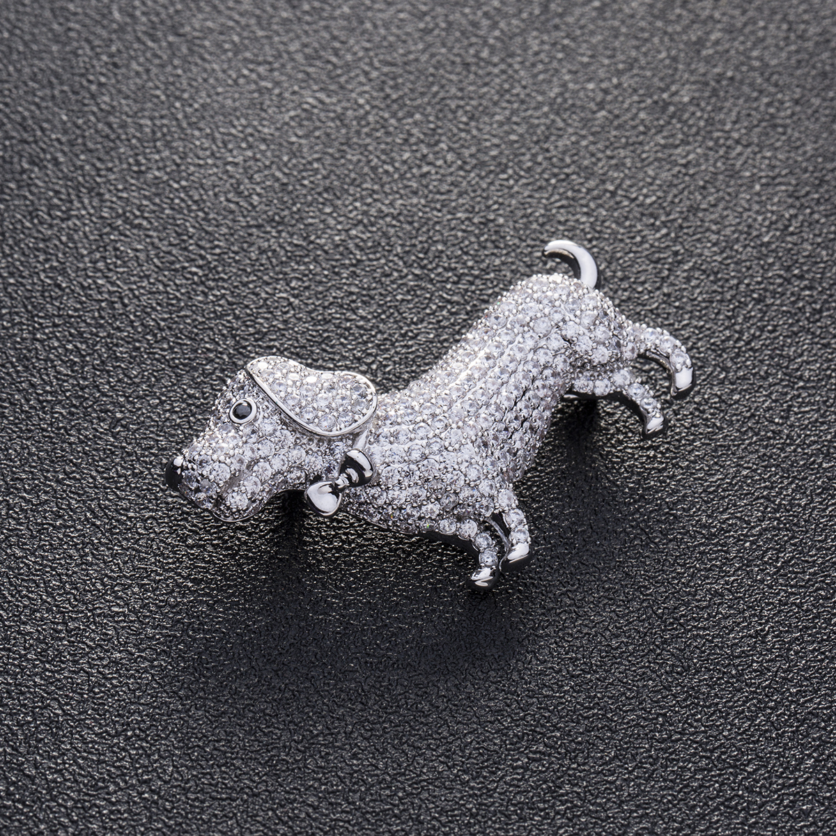 Puppy Brooch European and American Personalized Magnificent Coat Sweater Decorations Cardigan Buckle Dog Corsage Scarf Pin Accessories